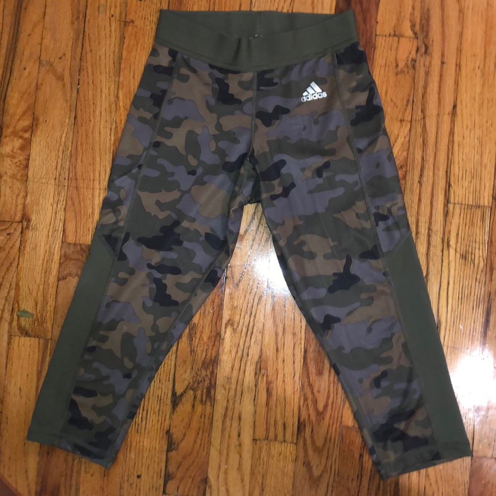 Adidas Cropped Army Yoga Pants